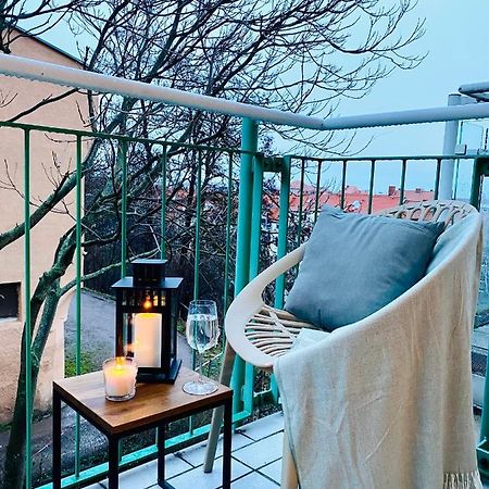 Saniertes Studio mit Balkon, WLAN, Netflix&Küche in City-Nähe Erfurt Exterior foto